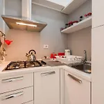 A Due Passi Dal Centro - Policlinico Apartman Bari