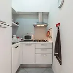 Apartman A Due Passi Dal Centro - Policlinico