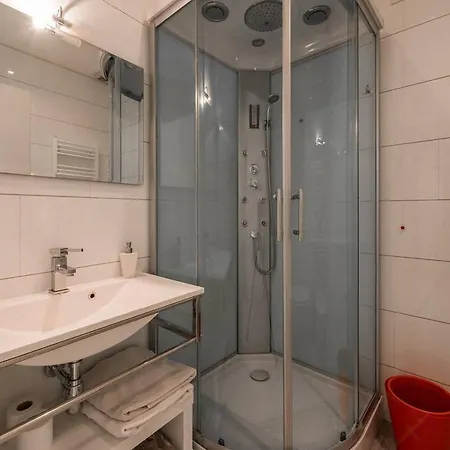 Appartement A Due Passi Dal Centro - Policlinico *